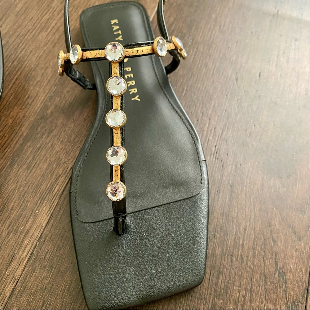 NEW Katy Perry Resortwear Camie Gemstone Ankle Strap Square Toe Thong Sandal - Picture 2 of 6